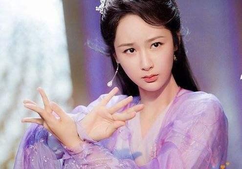 演員錦璇，星光璀璨，演繹無(wú)限魅力之路